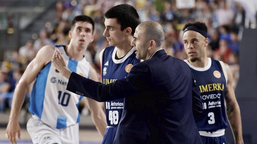 Jorge Arias, el triunfo paciente del canterano del Alimerka Oviedo Baloncesto: "Es superconcienzudo, disciplinado y hasta cabezón"