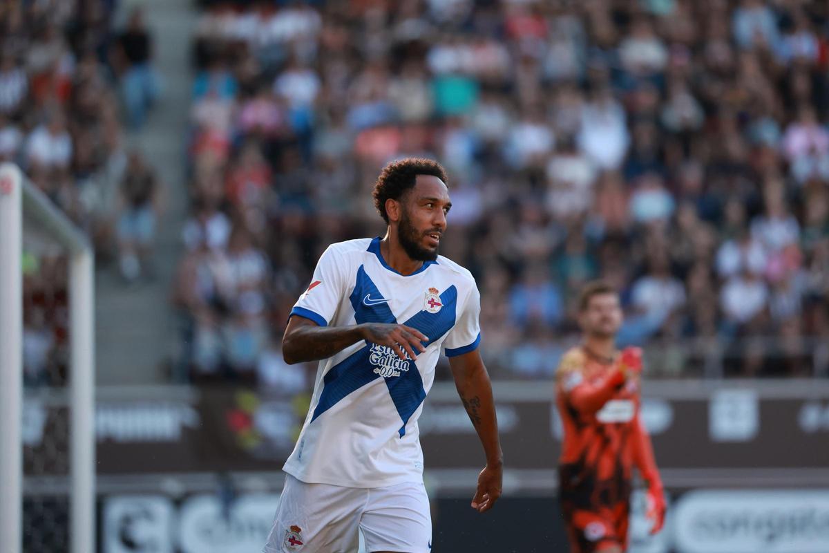 Aubameyang, en un lance del St.Pauli-Deportivo
