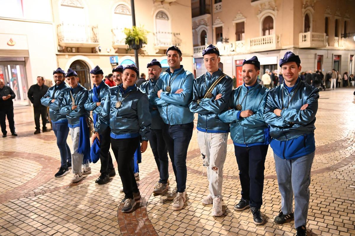 Los Moros y Cristianos desfilan por las calles de Elche en la Entraeta del Mig Any Los Moros y Cristianos desfilan por las calles de Elche en la Entraeta del Mig Any