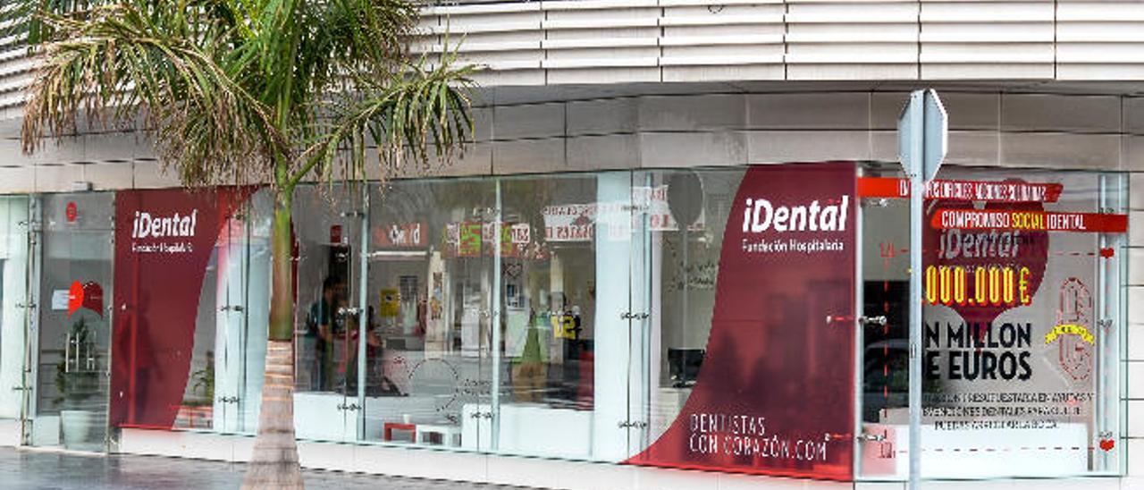 Imagen de la fachada del centro IDental ubicado en la calle Venegas de Las Palmas de Gran Canaria.