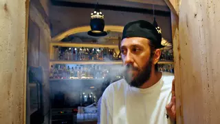 Miguel Adrover: ¿quién es el diseñador que se niega a vestir a Rosalía por no denunciar el genocidio en Gaza, justo antes de estrenarse su documental producido por C Tangana?