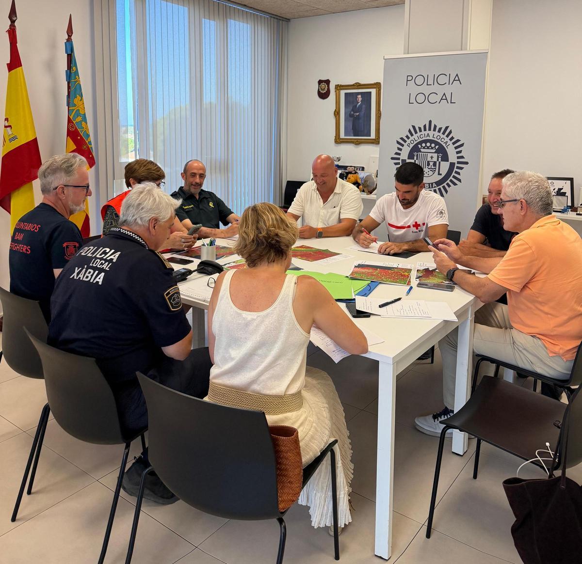 La reunión del Cecopal de Xàbia en la que se ha definido el dispositivo para el eclipse