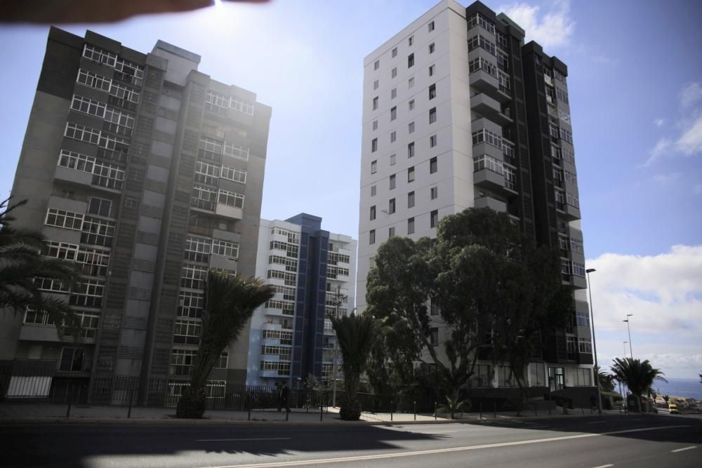 Fotos de las actividades que paran hoy en Santa Cruz de Tenerife coronavirus , Miramar , Taxis  | 30/03/2020 | Fotógrafo: Delia Padrón