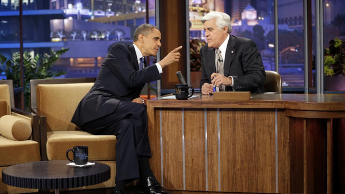 Barack Obama habla con Jay Leno, en el programa de este miércoles.