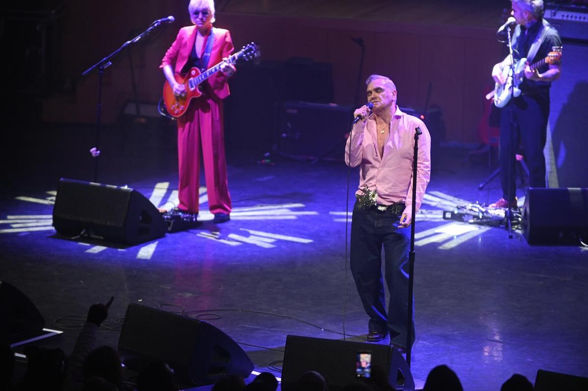 EN IMÁGENES | Concierto de Morrissey en la sala Mozart del Auditorio de Zaragoza