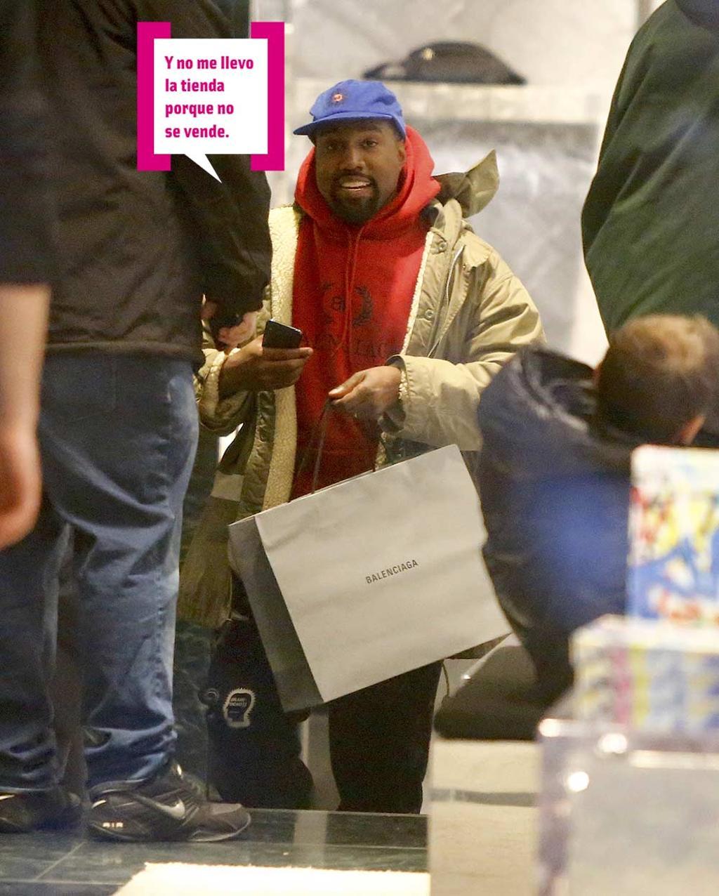 Kanye West comprando en el Soho de Nueva York