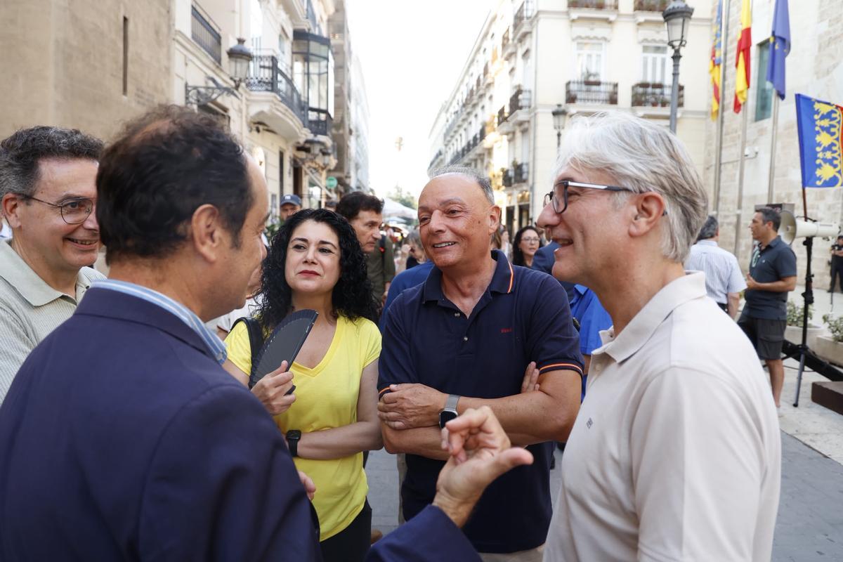 Acto de juristes valencians por el 750 aniversario de la muerte de Jaume I, con polémica por las banderas