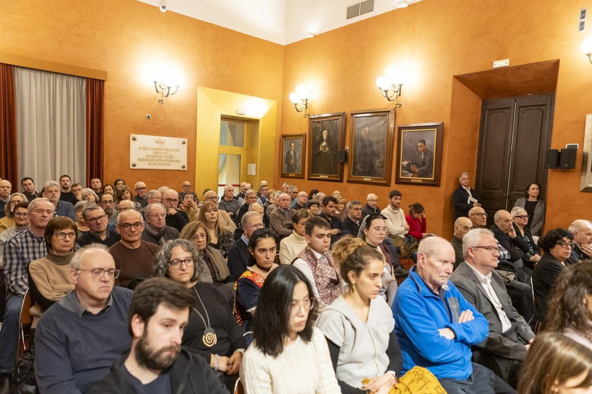 Aspecte del Saló de Sessions de l'Ajuntament de Manresa