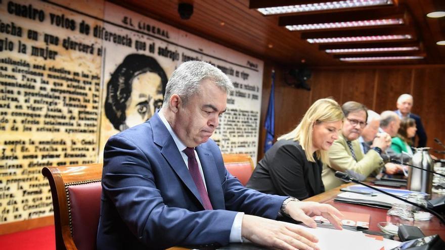 La mujer de Santos Cerdán presenta un informe médico para evitar comparecer en el Senado