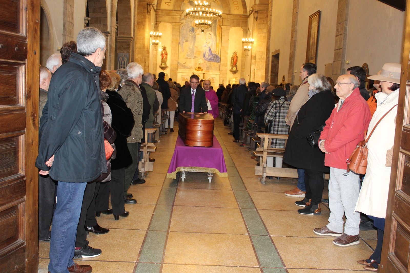 Emotiva despedida a consuelo Busto, leyenda de la sidra