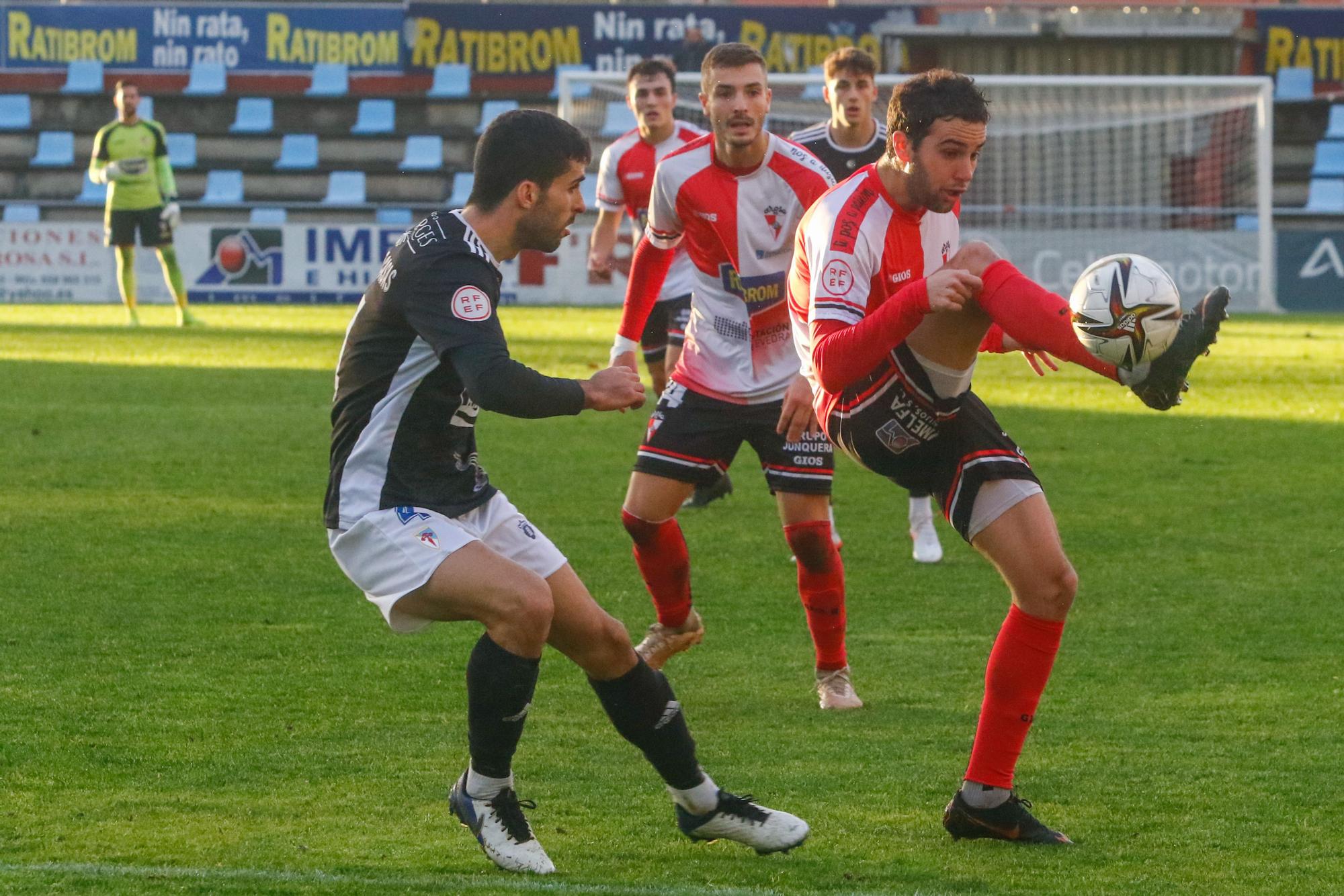 El Arosa-Compostela de A Lomba, en imágenes (0-1)