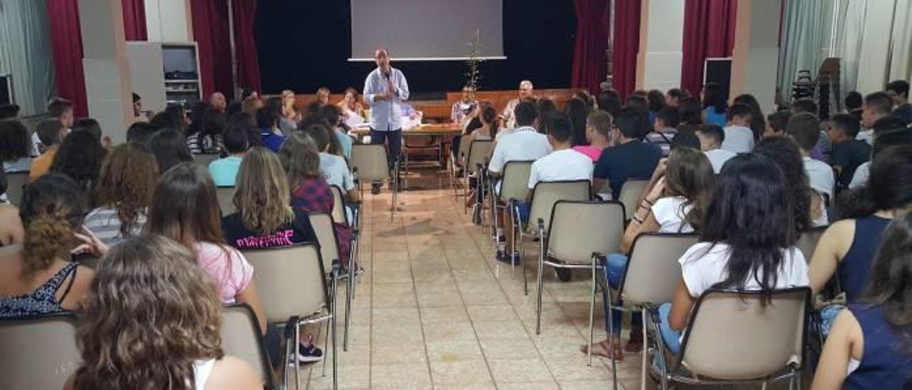 11.242 alumnos de secundaria inician con normalidad el curso en la comarca