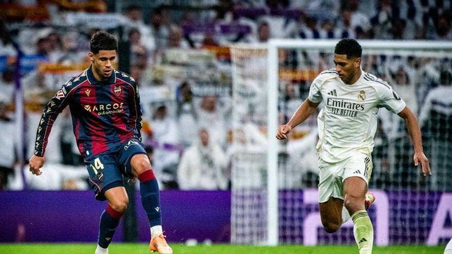 Oficial: Ugo Raghouber ficha por el Burnley a cambio de cinco millones de euros