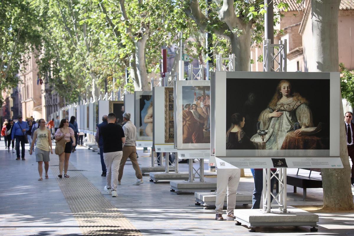 La instalación de ‘El Prado en las Calles’ en Alfonso X.