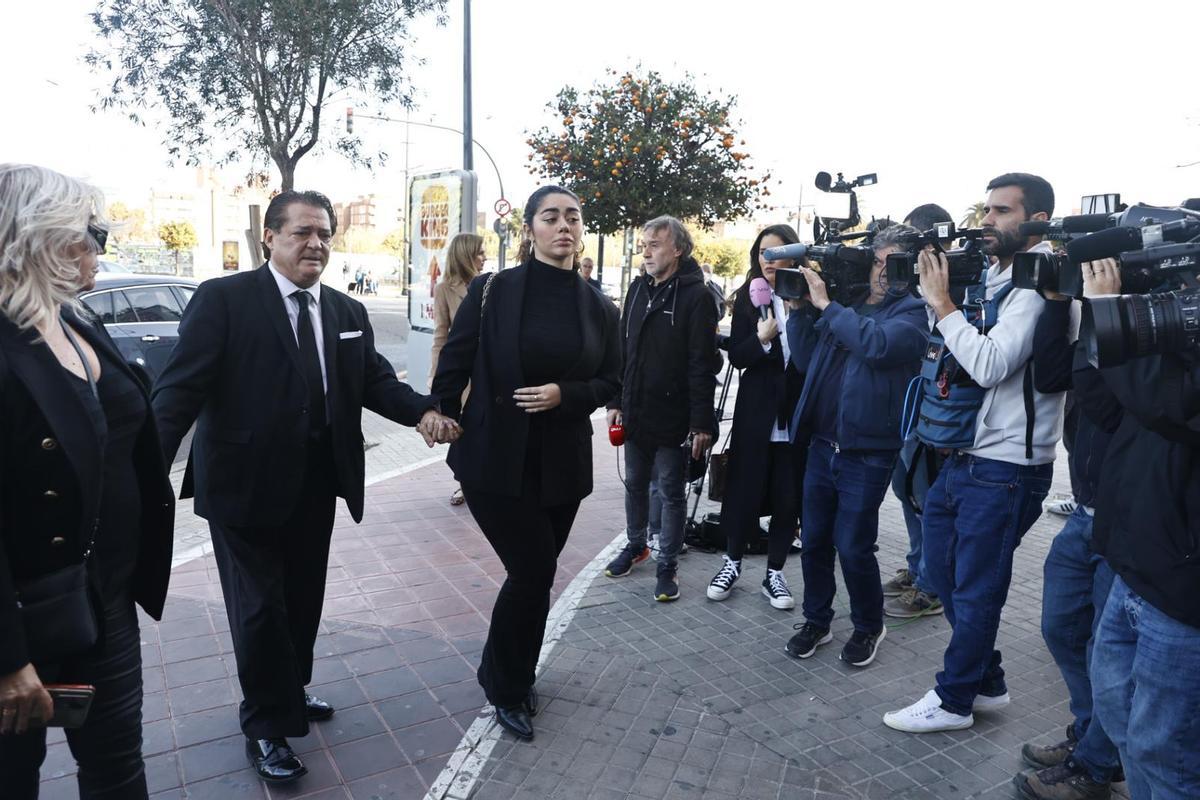 Capilla ardiente de Paco Arévalo en València