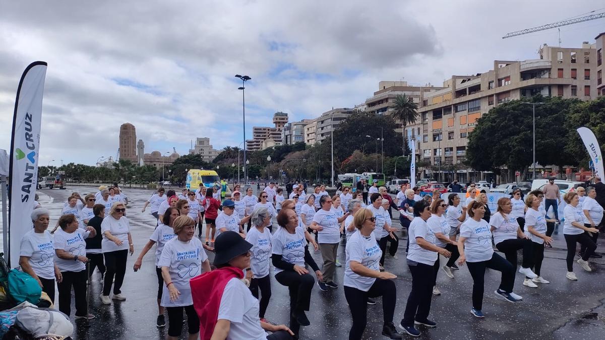 Una de la actividades gratuitas realizadas ayer en la presentación de Santa Cruz Entrena.