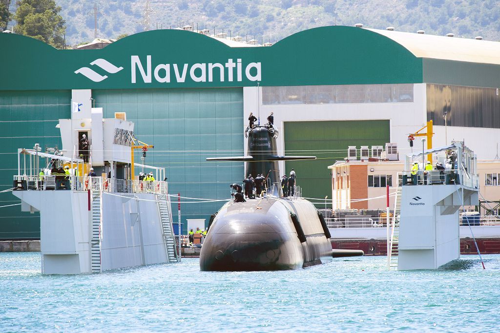 La dotación del S-81 Isaac Peral culmina la puesta a flote industrial del submarino