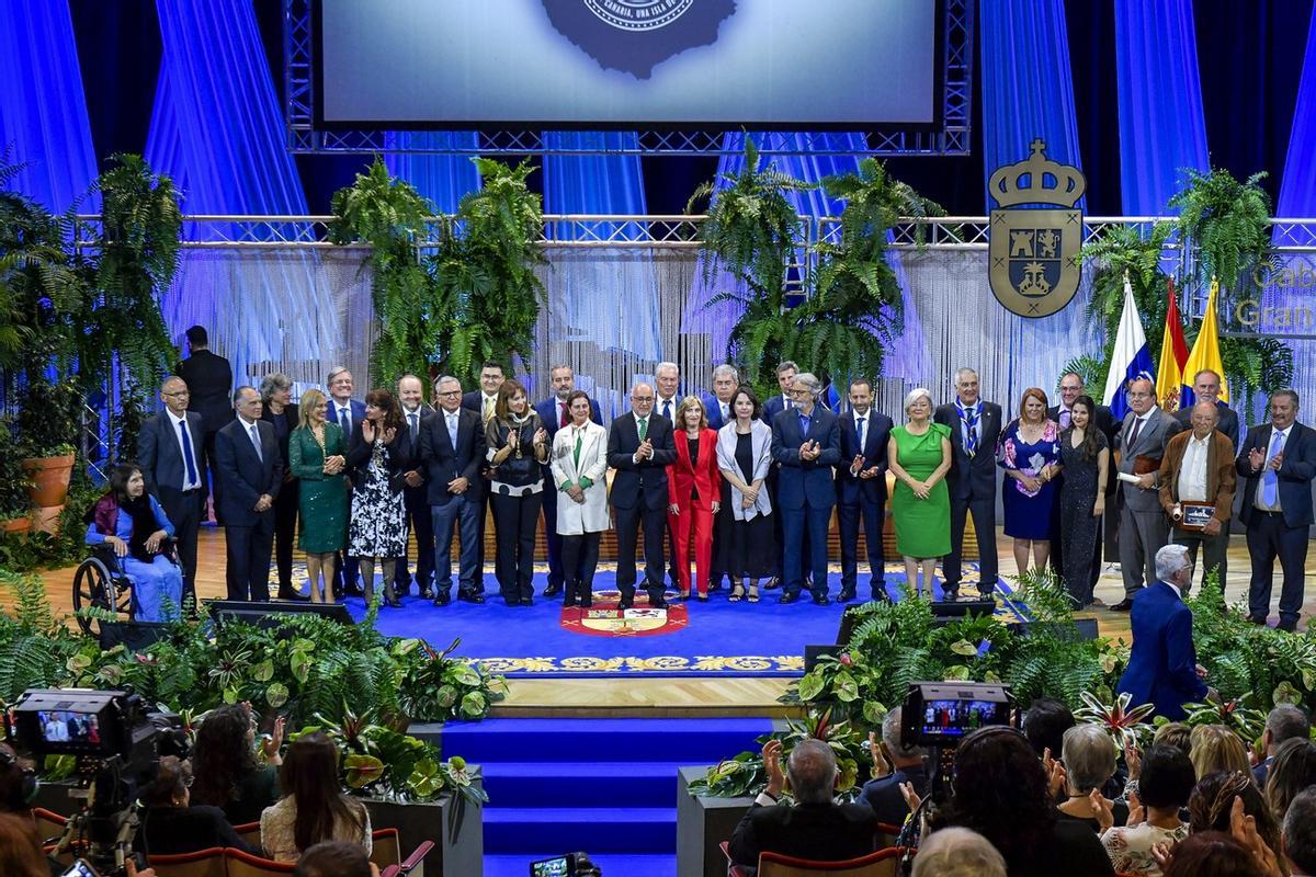 Entrega de Honores y Distinciones del Cabildo de Gran Canaria en su 110 aniversario