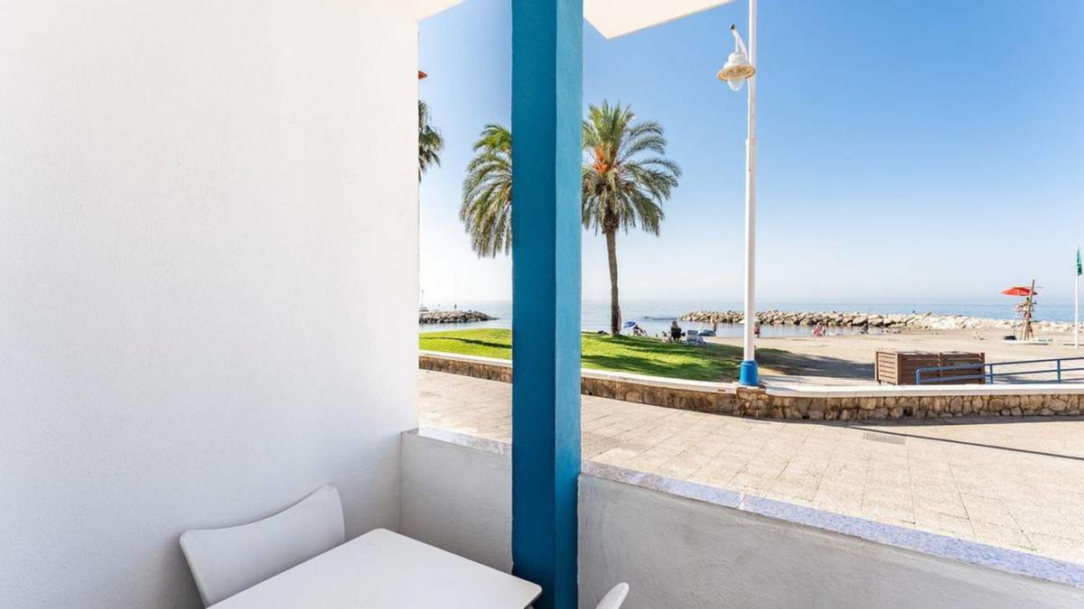 Apartamento a la orilla del mar en Pedregalejo.