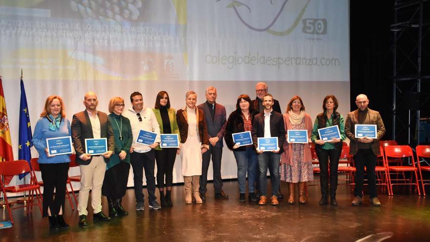UNICEF Murcia reconoce el trabajo de nueve centros educativos