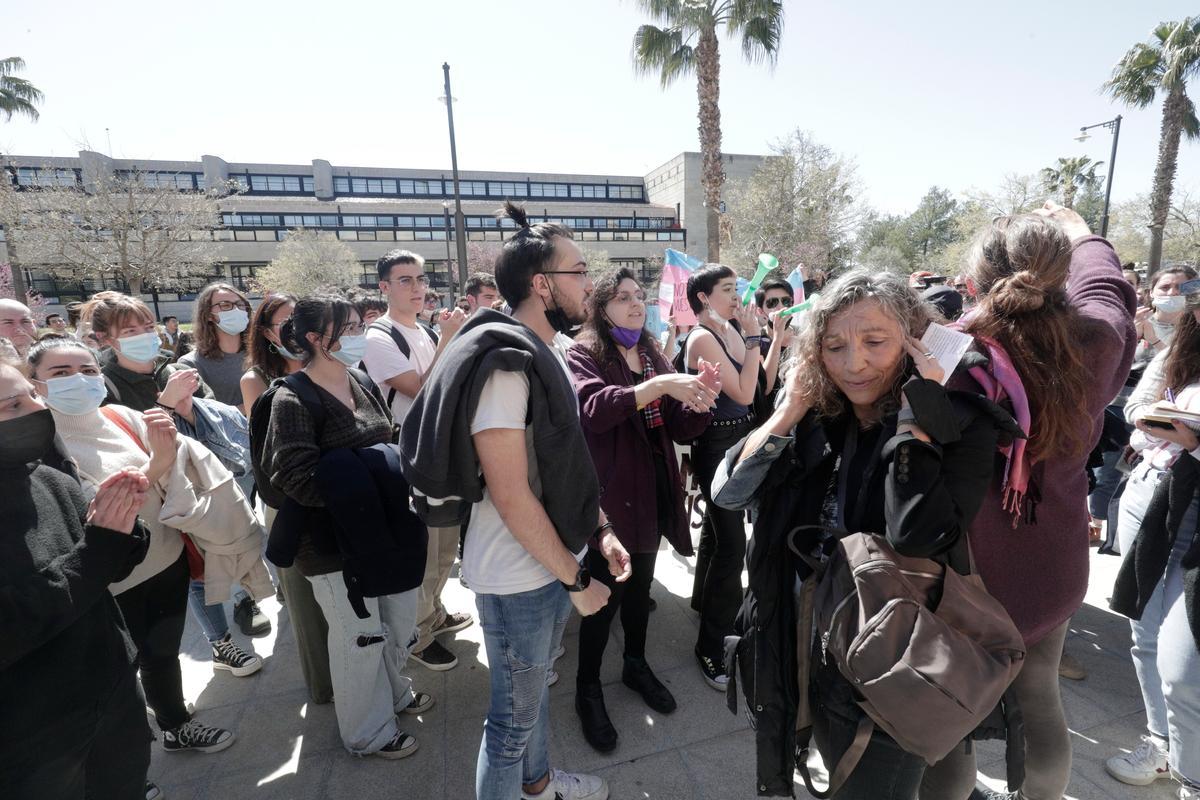 La UIB suspende por las protestas una conferencia sobre transexualidad La UIB suspende por las protestas una conferencia sobre transexualidad
