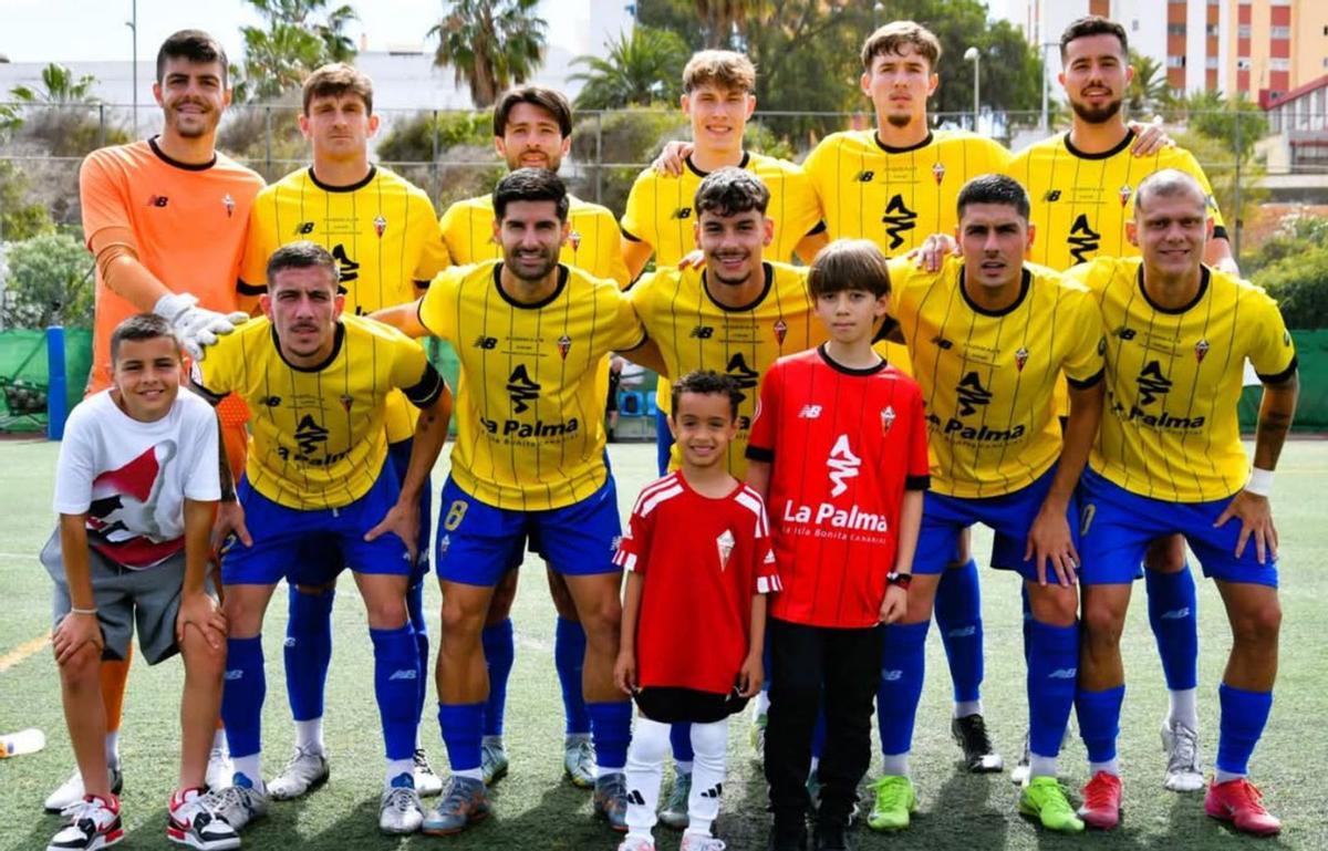 Equipo titular del Mensajero en el partido del pasado sábado ante el Unión Viera. | CD MENSAJERO