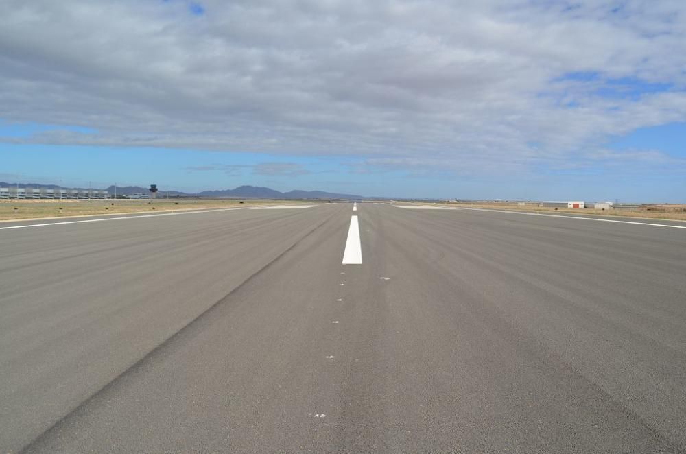 Ruta en imágenes por el aeropuerto de Corvera