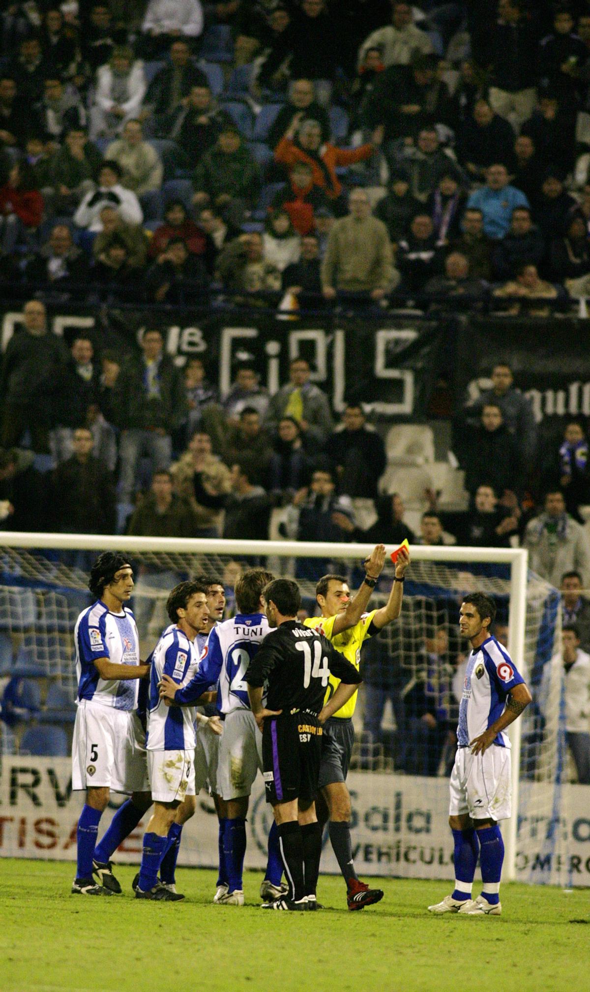 Expulsión de Dani Bautista durante la eliminatoria de dieciseisavos de final de Copa contra el Valladolid.