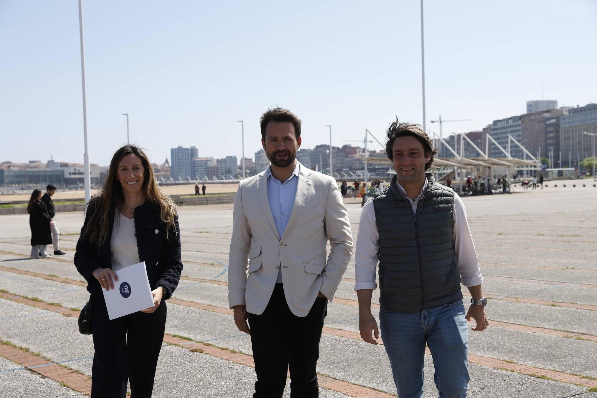 La convención del PP de Gijón por los dos años de gobierno, en imágenes