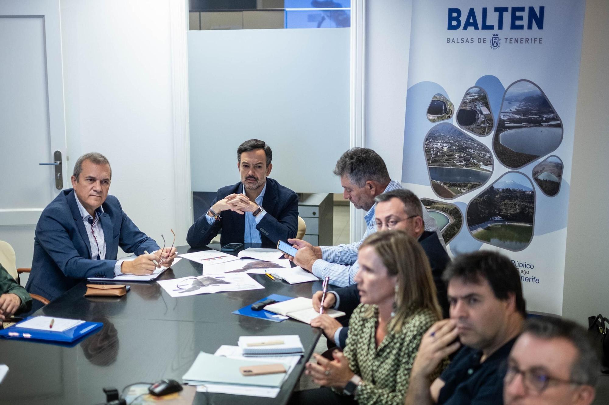 Reunión de los responsables del Cabildo con los representantes de la agricultura y la ganadería de Tenerife sobre medidas para combatir la sequía