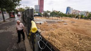 El parque Joan Miró, en Barcelona, tras la tala de árboles por las obras de amplación de FGC.