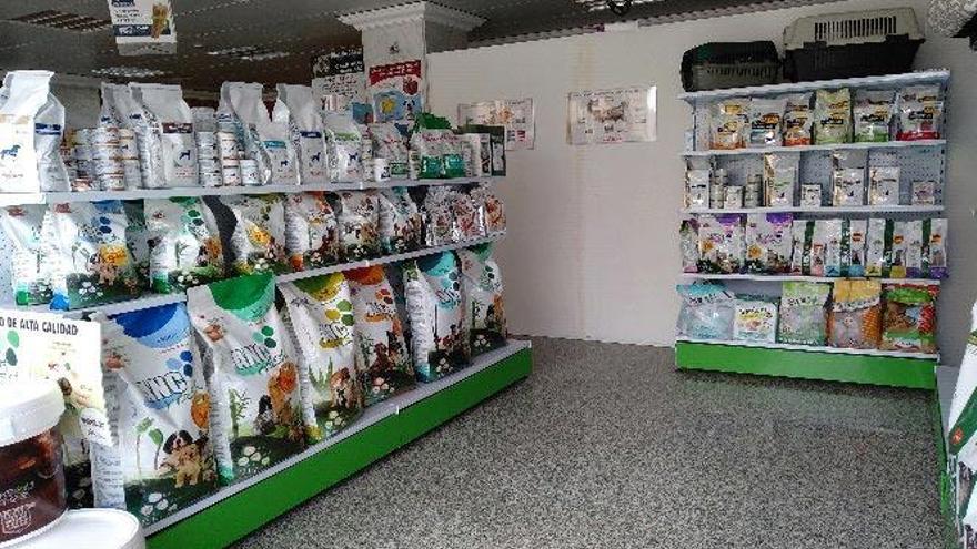 Veterinario Helike y tienda especializada en alimentación para mascotas