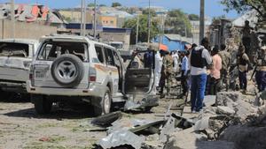 Archivo - Imagen de archivo de un ataque suicida en la capital de Somalia, Mogadiscio