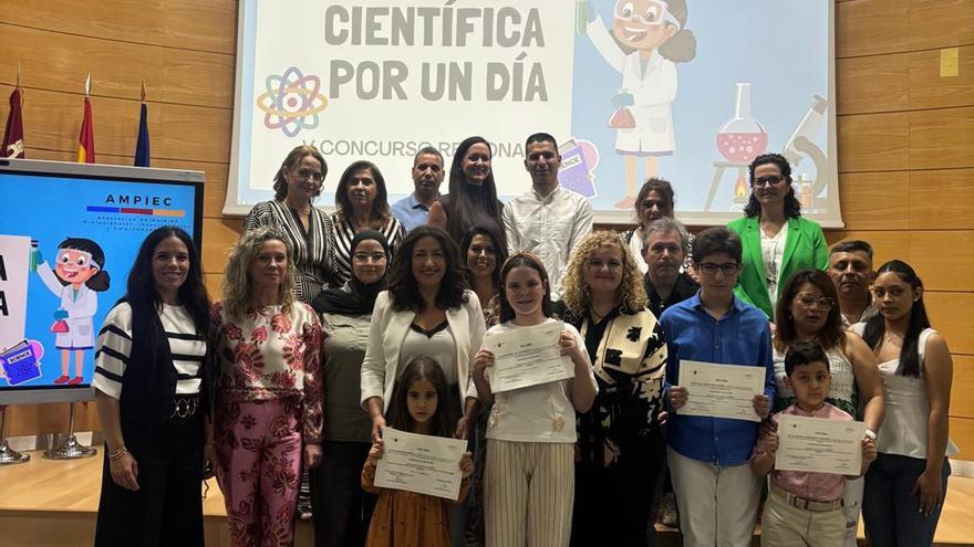 El concurso ‘Científica por un día’ entrega sus premios