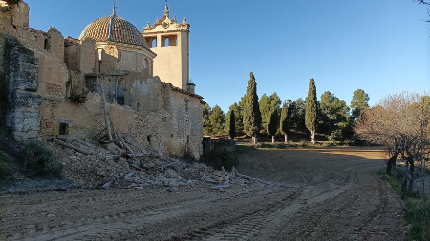 Derrumbe en el santuario de Montserrate de Fórnoles, declarado BIC