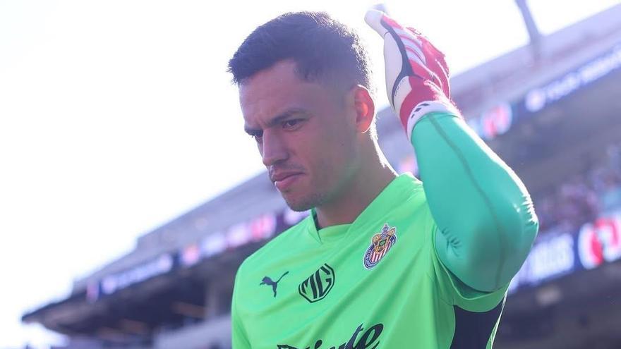 Óscar Whalley, en un partido con el Chivas, su equipo desde 2023.