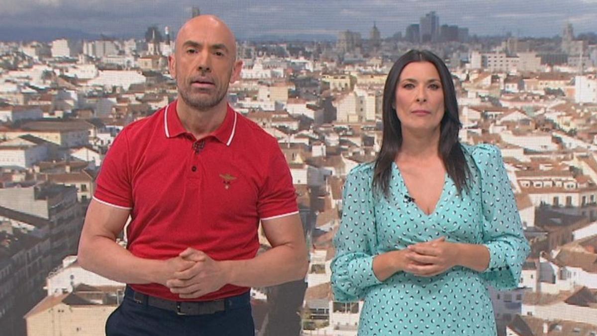 Emilio Pineda y Yolanda Maniega, presentadores de 'Madrid Directo'