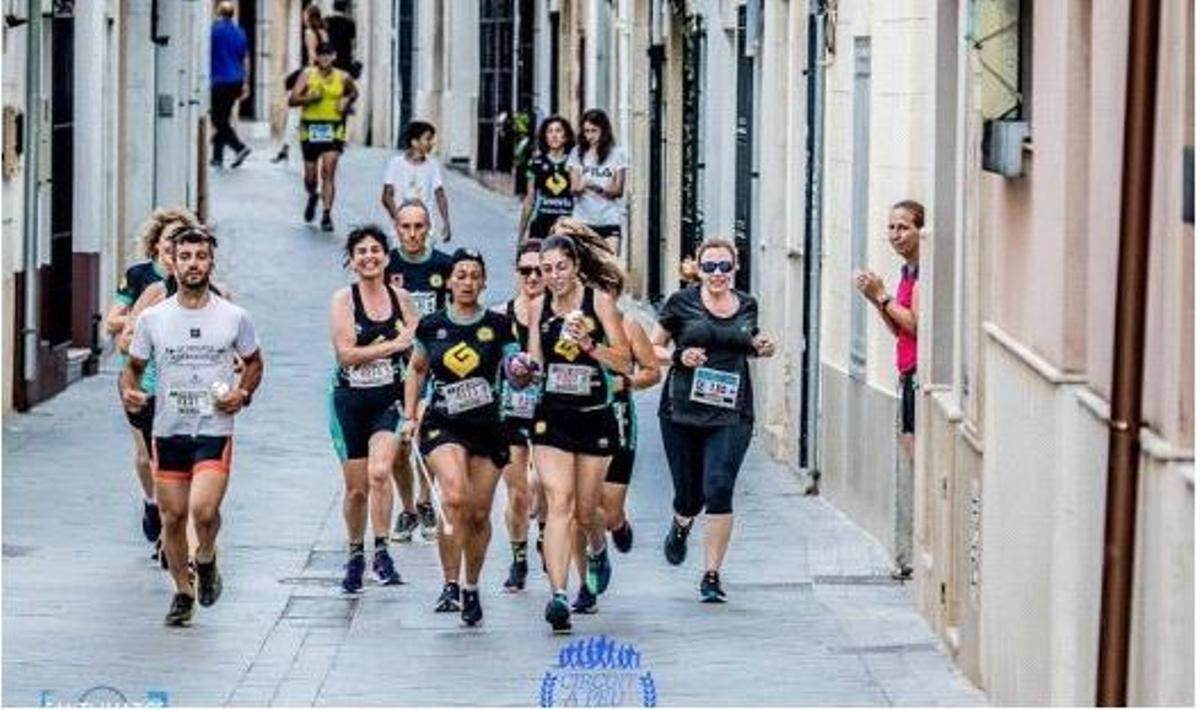 Algunos runners por las calles de Benissa