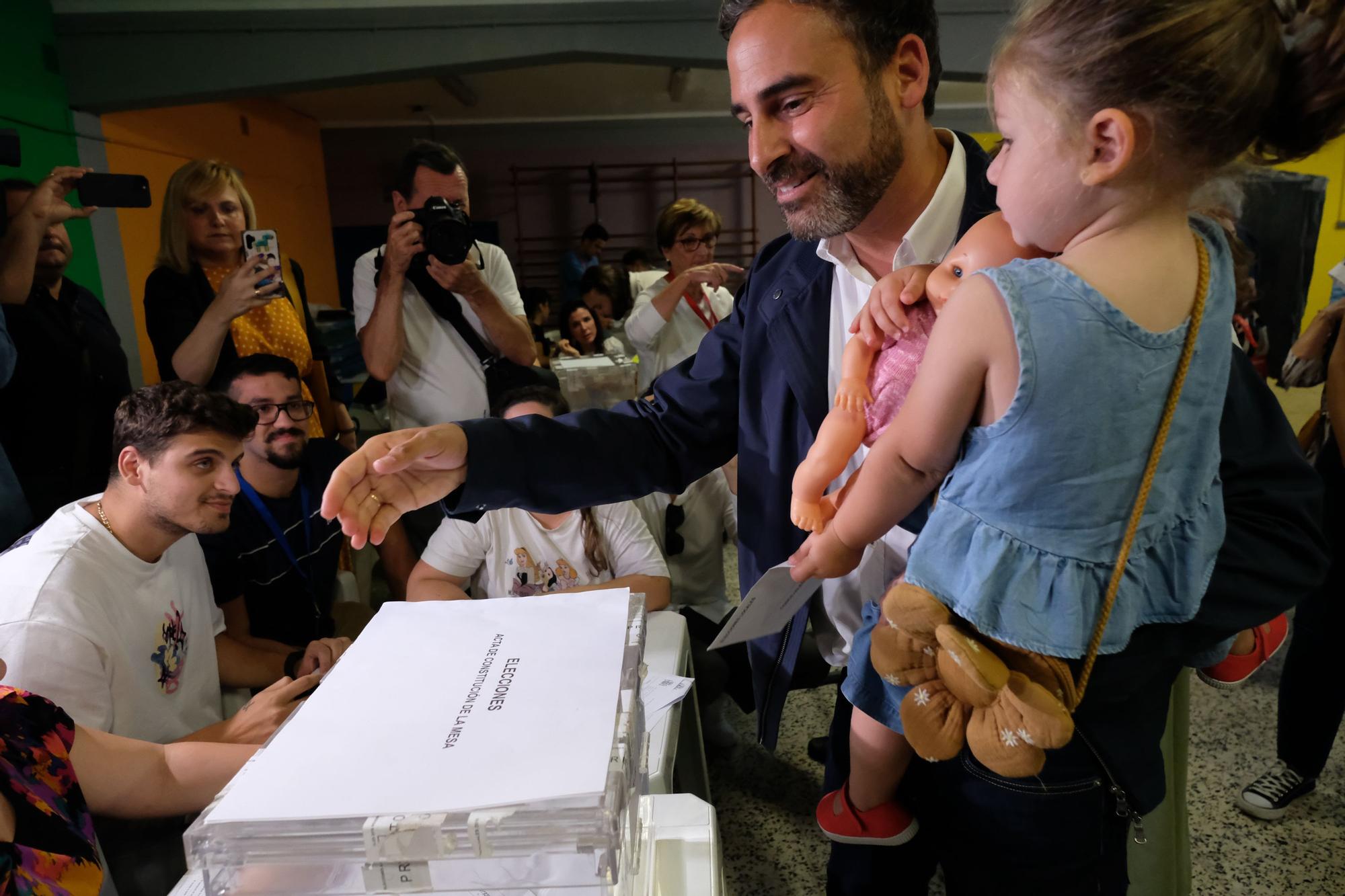 Elecciones municipales 28M | La jornada electoral de Málaga, en imágenes