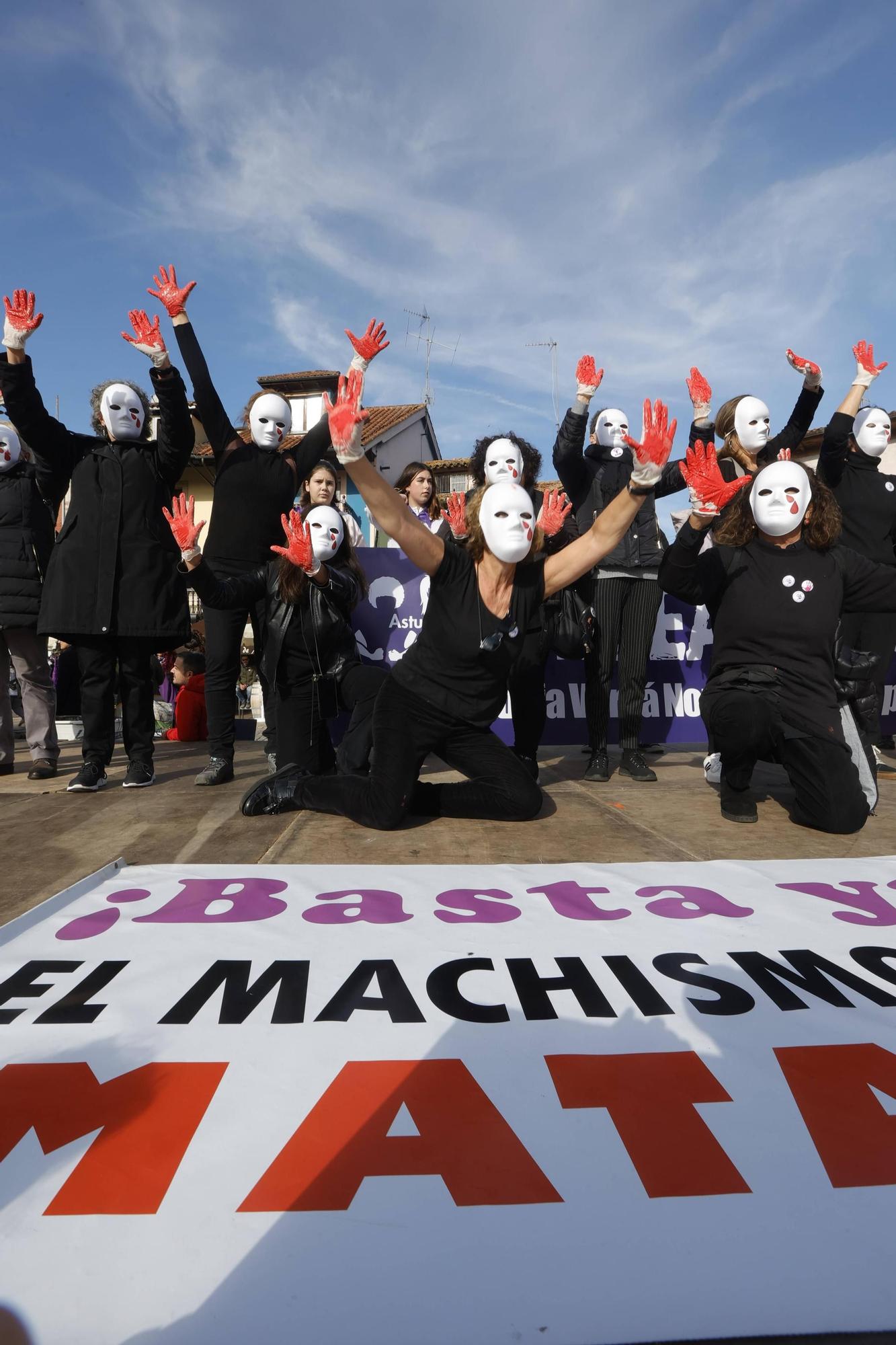 Así fue la manifestación del 25N en Pola de Siero