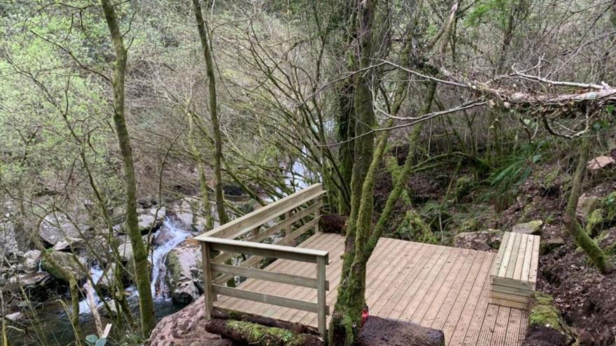 Un novo balcón para asomarse á Fervenza do Toxa