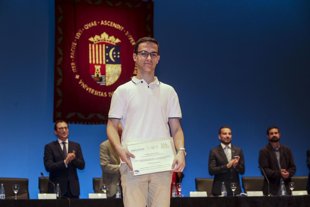 150 alumnos recogen en la UA sus diplomas de la Olimpiada del Saber