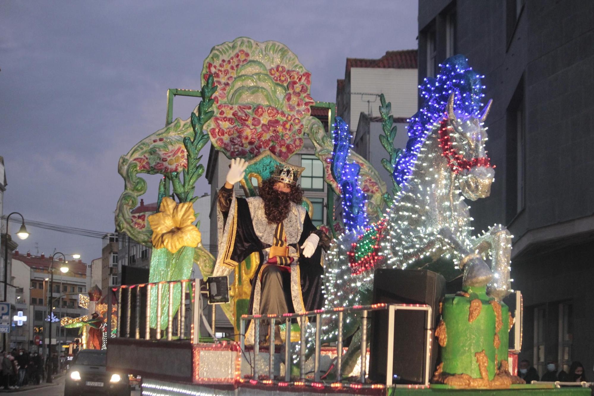 Luz y color en la cabalgata de Reyes de Cangas