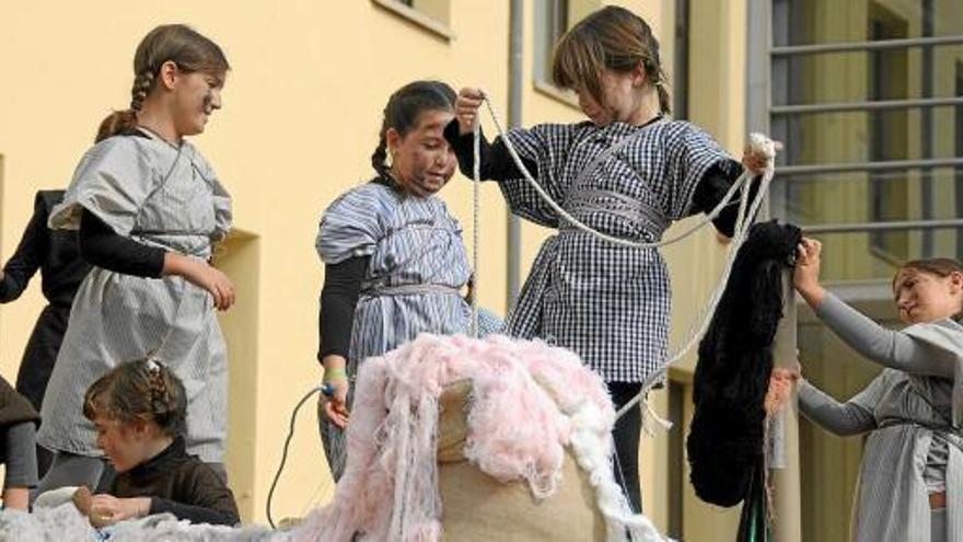 Espectacle coreogràfic que denunciava l&#039;explotació infantil durant la Revolució Industrial a les fàbriques tèxtils catalanes