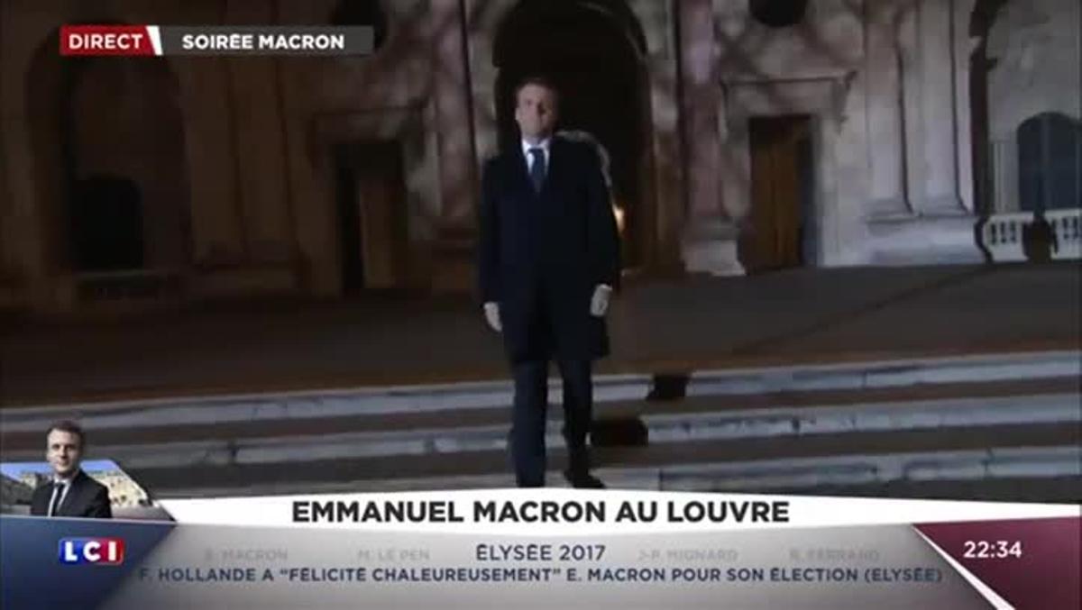 L’arribada d’Emmanuel Macron al Louvre.