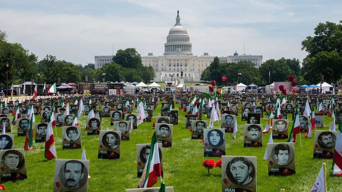 Protestas contra la guerra en Irán frente a la Casa Blanca Protestas contra la guerra en Irán frente a la Casa Blanca