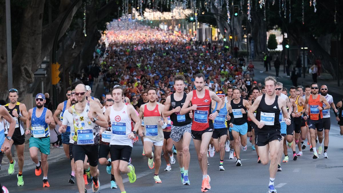 Las imágenes de la Zurich Maratón de Málaga