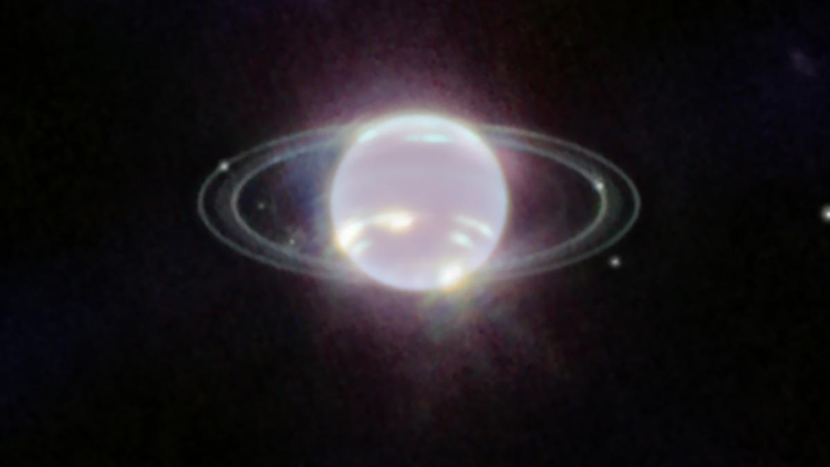 Neptuno y sus anillos, captados por el telescopio espacial James Webb