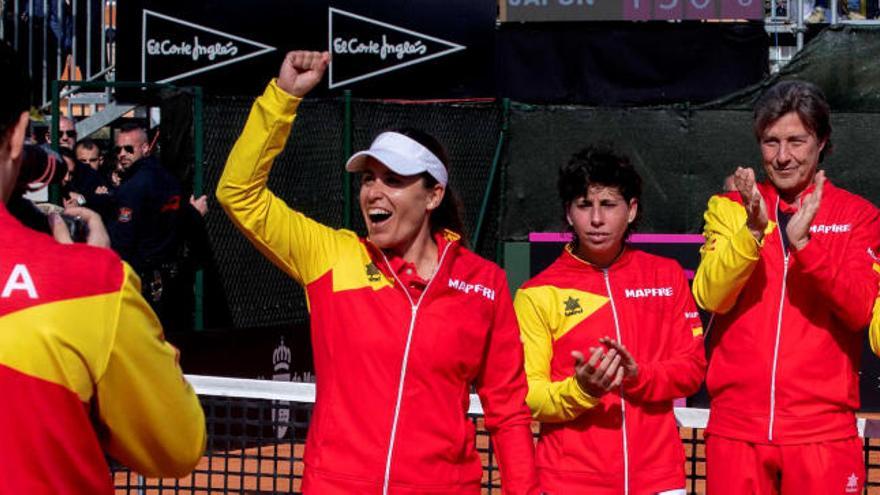 Anabel Medina celebra la victoria ante Japón en Cartagena