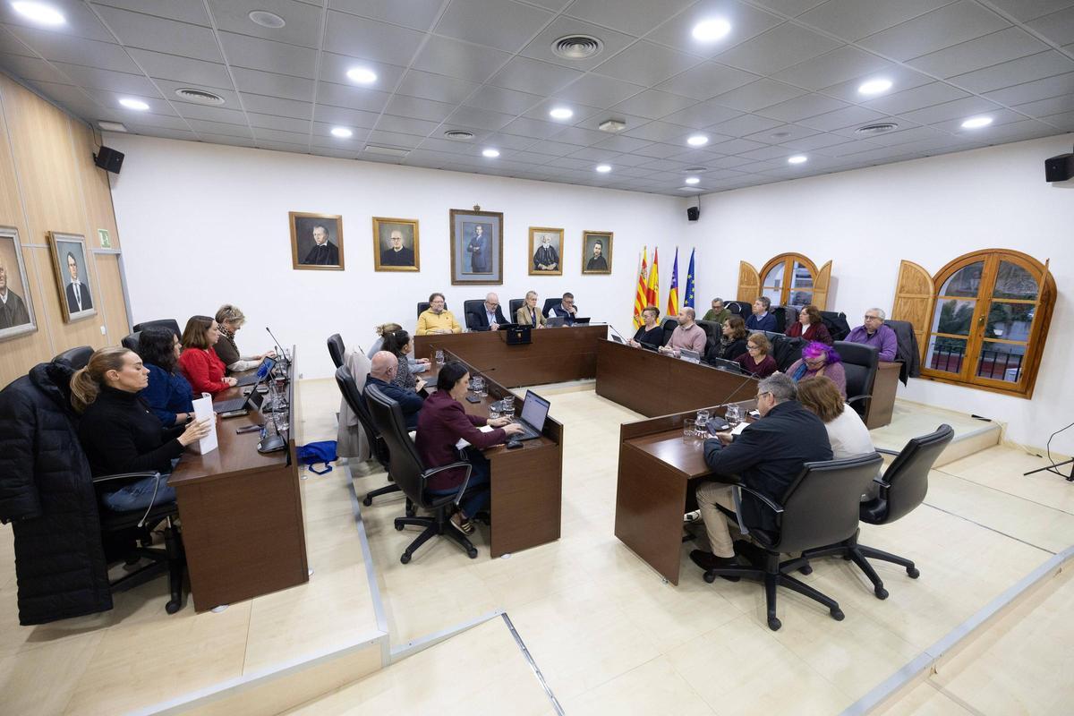 Las imágenes de pleno del Ayuntamiento de Sant Josep
